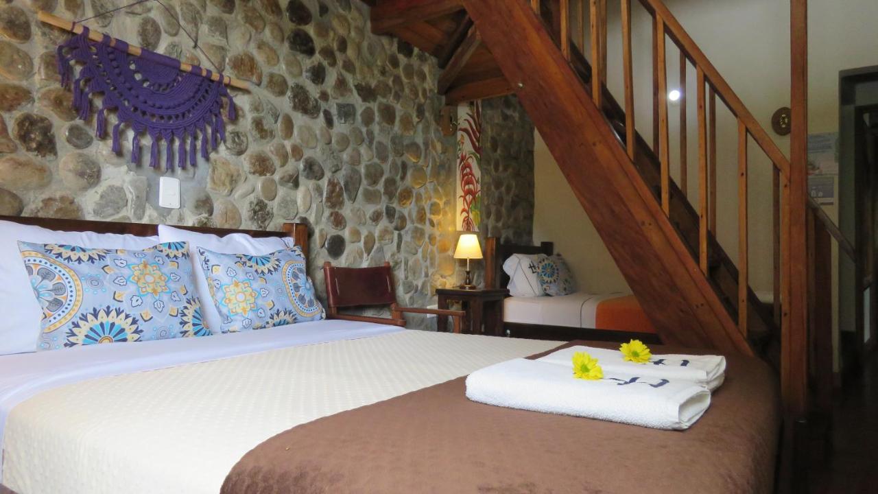 Ecohotel Bordones Isnos Exterior foto