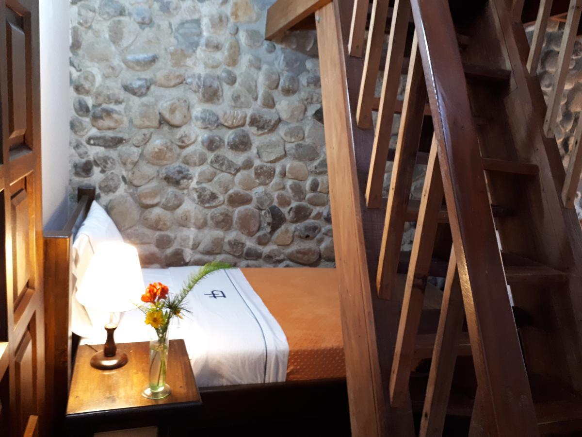 Ecohotel Bordones Isnos Exterior foto